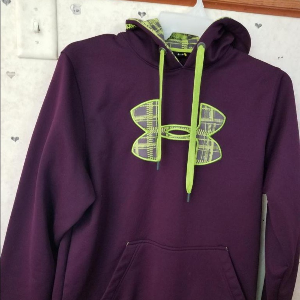 Underarmour hoodie